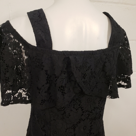 Isaac Mizrahi Dresses | Isaac Mizrahi Live Black Lace Dress Size 4 | Poshmark